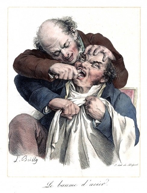dentistry-316945_640 Image by Karen Arnold from Pixabay