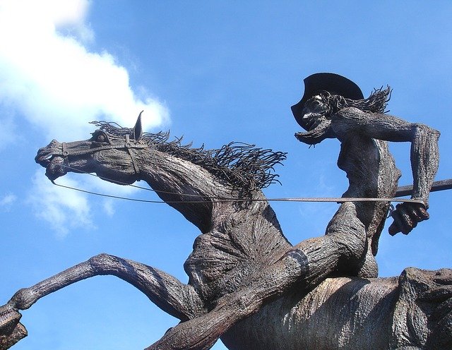 don-quixote-statue-677914_640